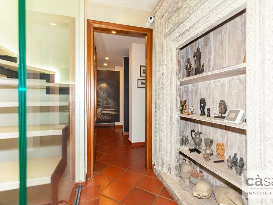 Immagine 25 di Villa in vendita  in Via Del Bacino a Varese