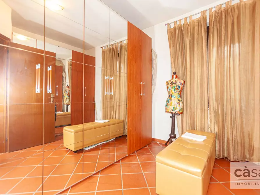 Immagine 30 di Villa in vendita  in Via Del Bacino a Varese