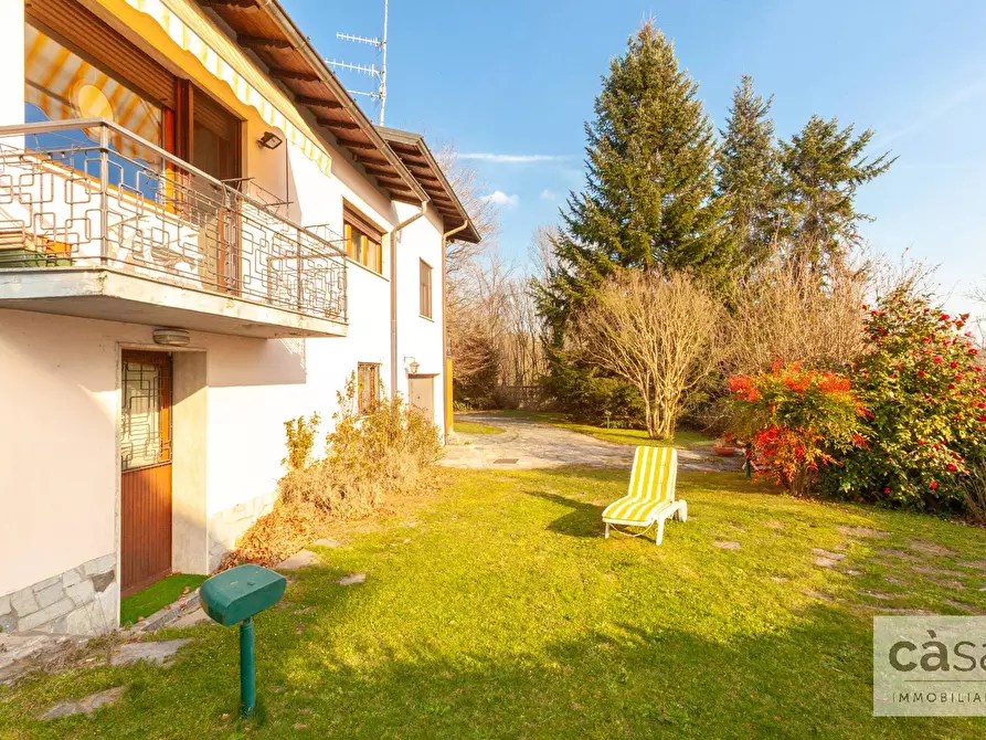 Immagine 7 di Villa in vendita  in VIA VALLE LUNA a Varese