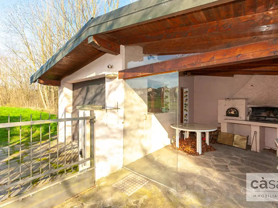 Immagine 12 di Villa in vendita  in VIA VALLE LUNA a Varese