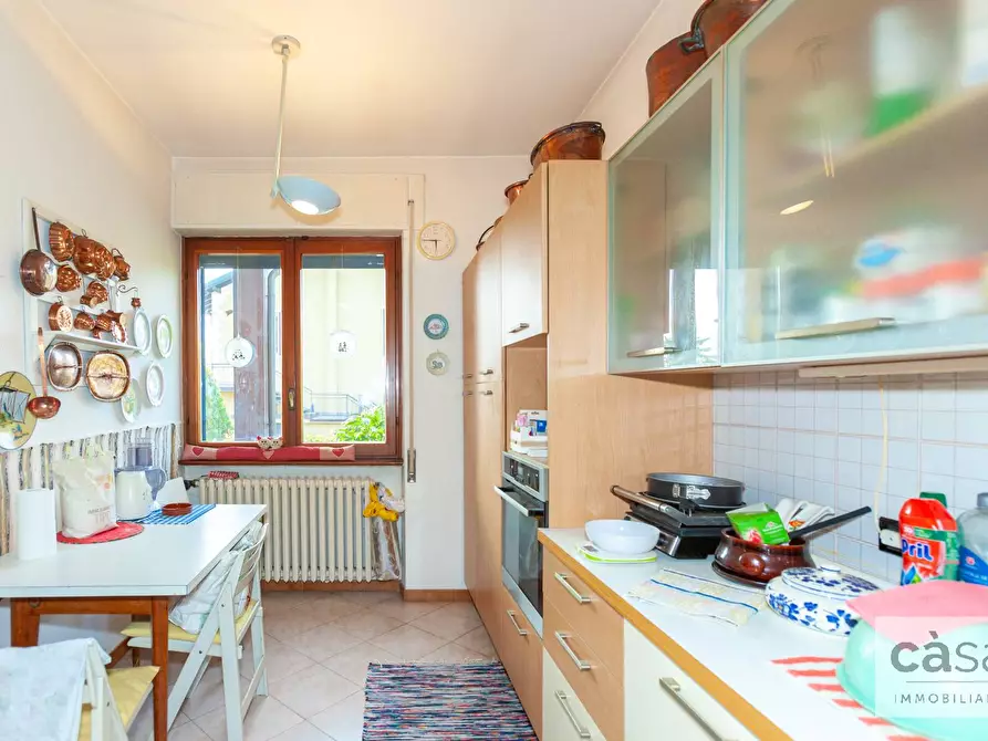 Immagine 25 di Villa in vendita  in VIA VALLE LUNA a Varese