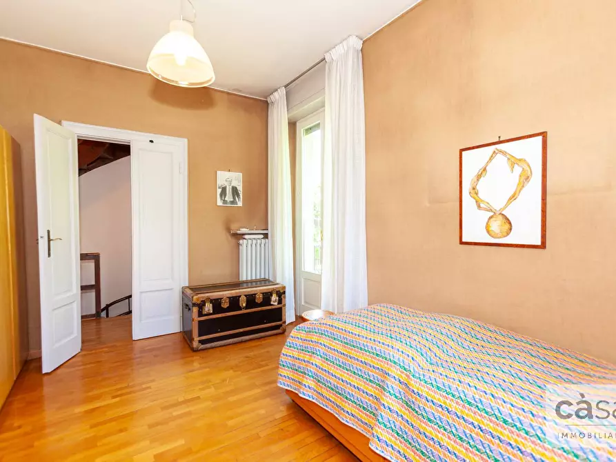 Immagine 24 di Villa in vendita  in Via Catullo a Varese