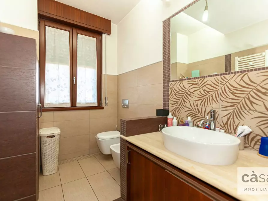 Immagine 30 di Villa in vendita  in Via Ferrarin a Venegono Inferiore