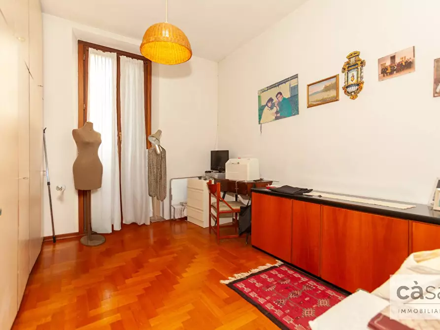 Immagine 30 di Villa in vendita  in Via Buozzi a Malnate