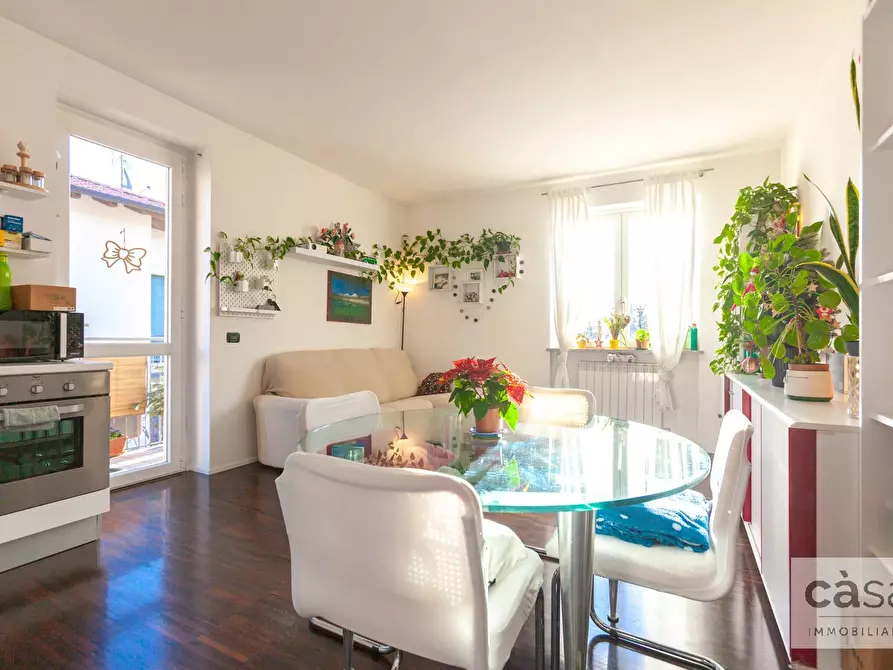 Immagine 3 di Appartamento in vendita  in Via Pietro Thouar a Varese