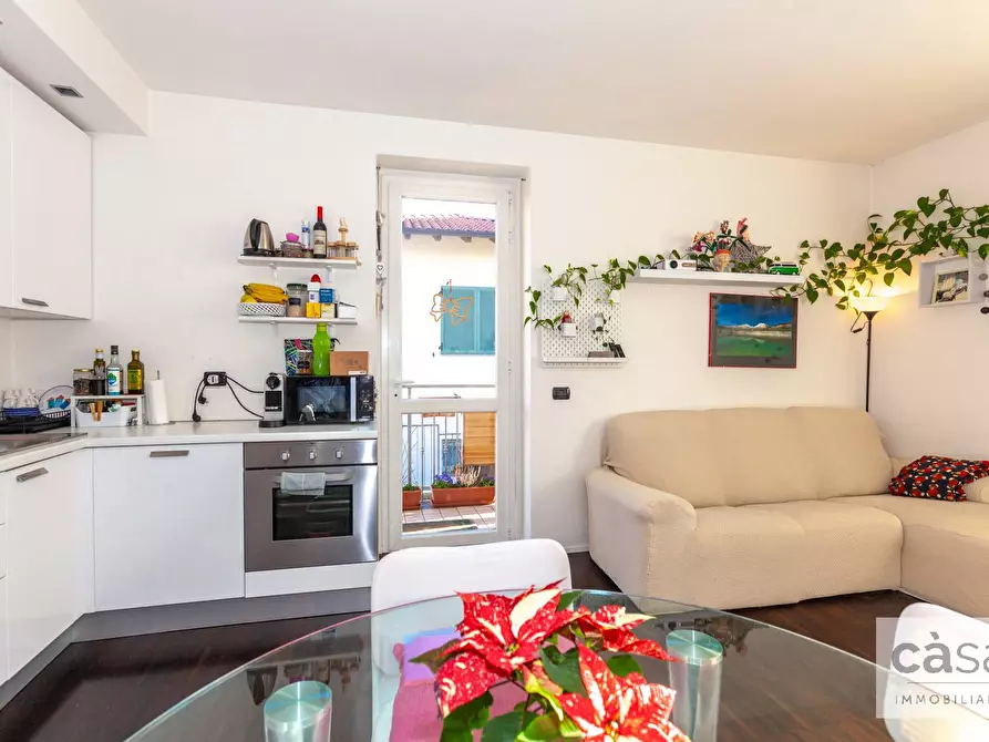 Immagine 4 di Appartamento in vendita  in Via Pietro Thouar a Varese