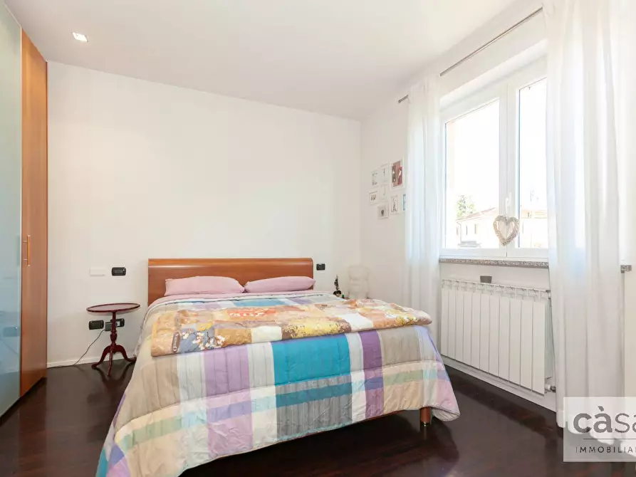 Immagine 15 di Appartamento in vendita  in Via Pietro Thouar a Varese