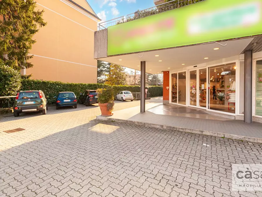 Immagine 5 di Locale commerciale in vendita  in Viale Luigi Borri a Varese