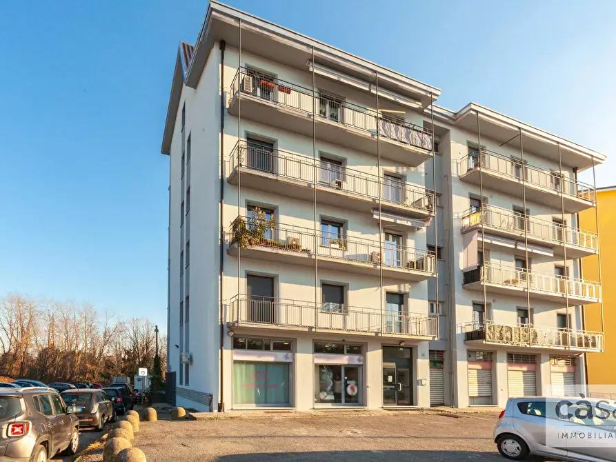 Immagine 3 di Appartamento in vendita  in Via Tagliamento a Varese