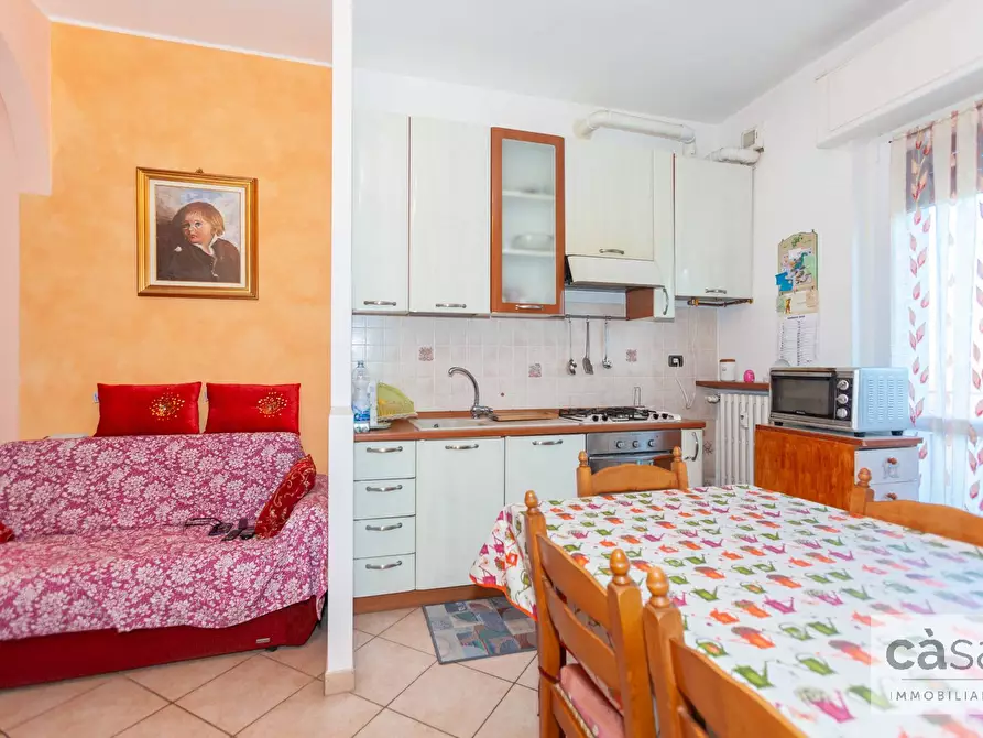 Immagine 7 di Appartamento in vendita  in Via Tagliamento a Varese