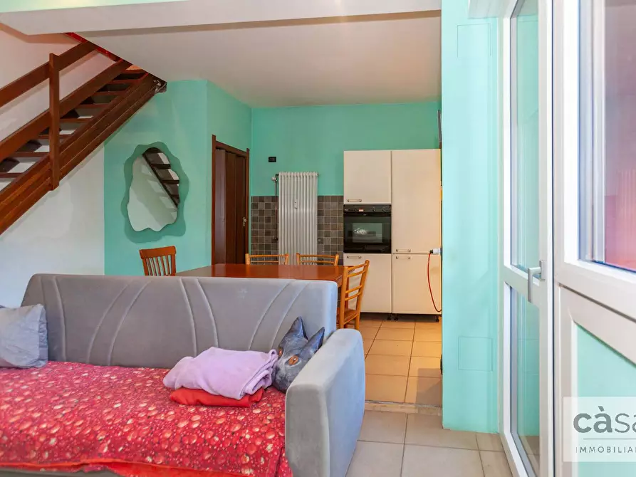 Immagine 11 di Appartamento in vendita  in Daniele Manin a Varese