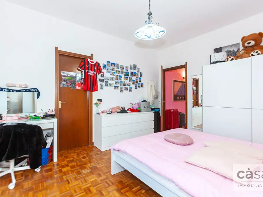 Immagine 25 di Appartamento in vendita  in Daniele Manin a Varese