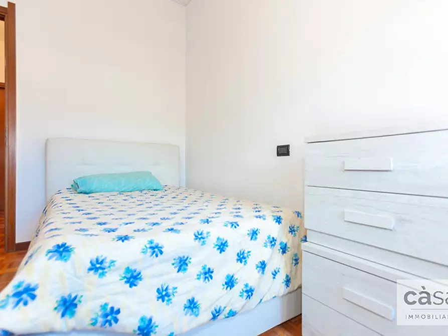 Immagine 30 di Appartamento in vendita  in Daniele Manin a Varese