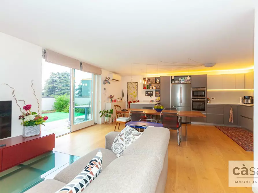 Immagine 10 di Appartamento in vendita  in Via Cimabue a Varese