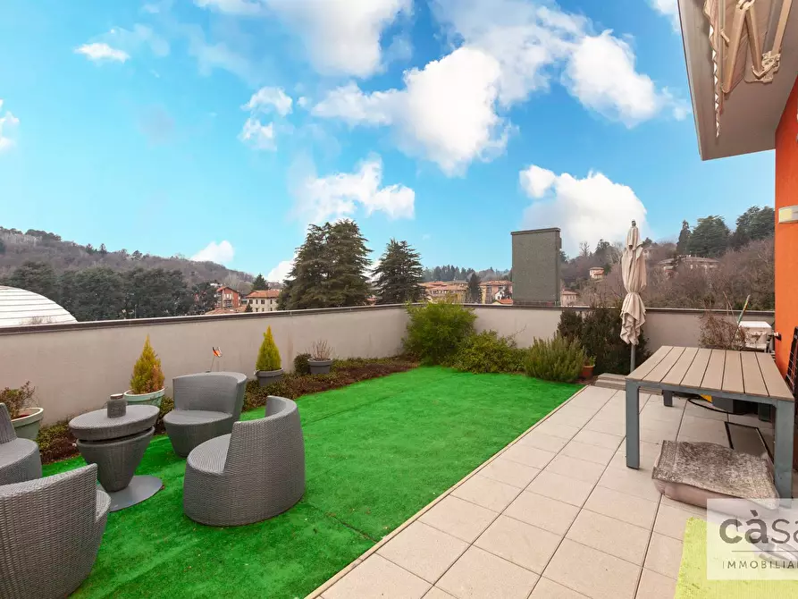 Immagine 13 di Appartamento in vendita  in Via Cimabue a Varese