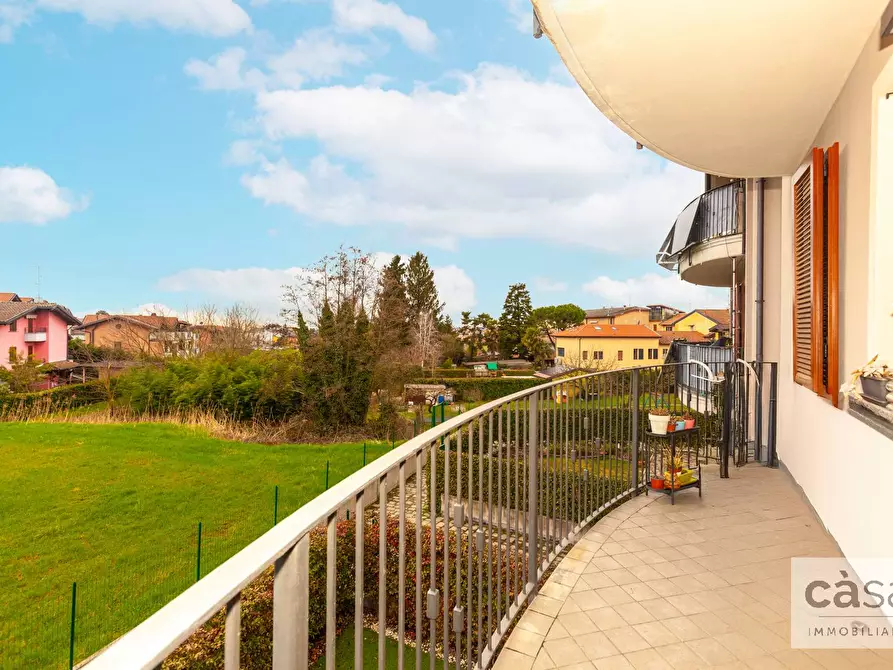 Immagine 18 di Appartamento in vendita  in Via Garibarldi a Venegono Superiore