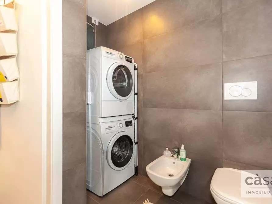 Immagine 16 di Appartamento in vendita  in Via Garibarldi a Venegono Superiore