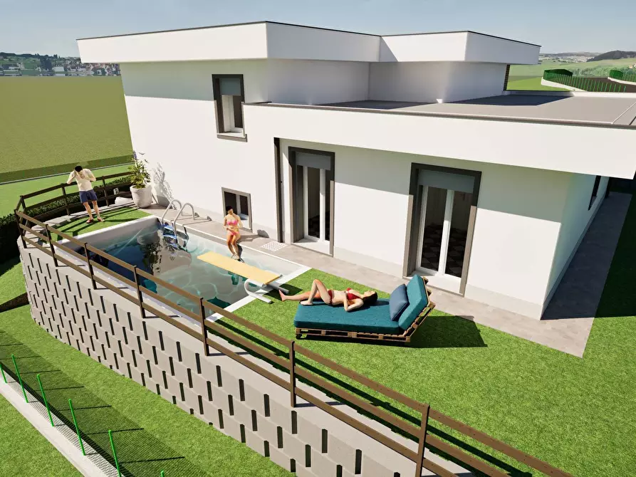 Immagine 20 di Villa in vendita  a Gavirate