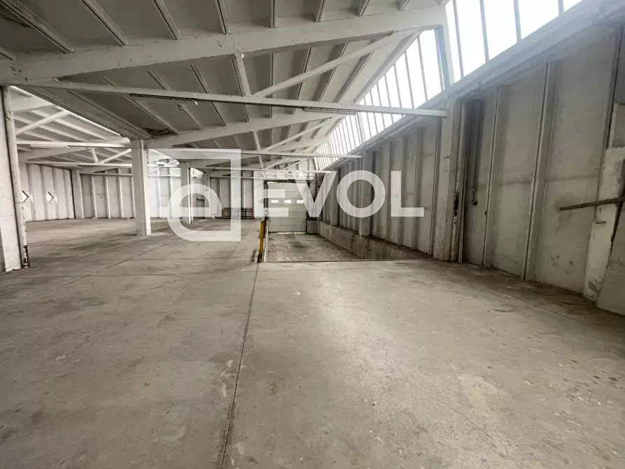 Immagine 8 di Capannone industriale in vendita  in Via GRIALBA a Tolmezzo