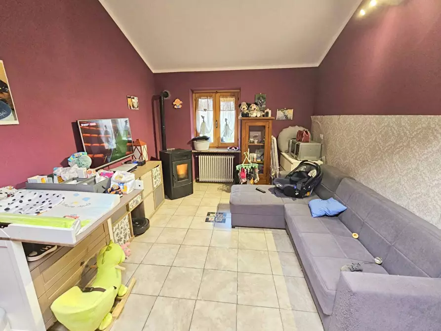 Immagine 23 di Villa in vendita  in Via Roma a Vaie