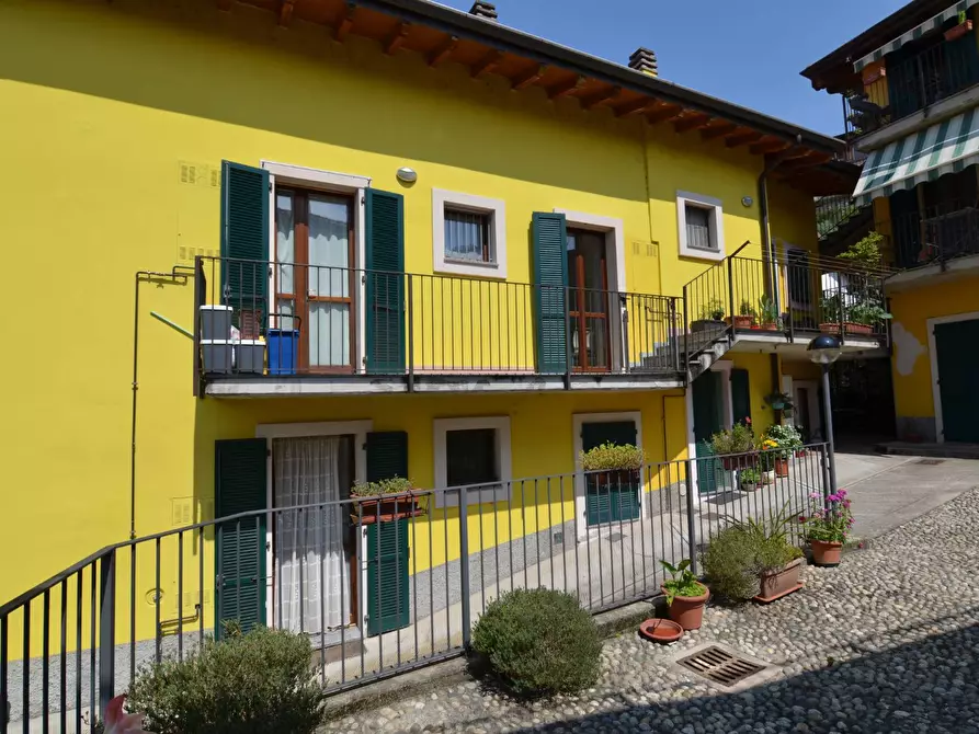 Immagine 1 di Appartamento in vendita  in Via Garibaldi a Galbiate