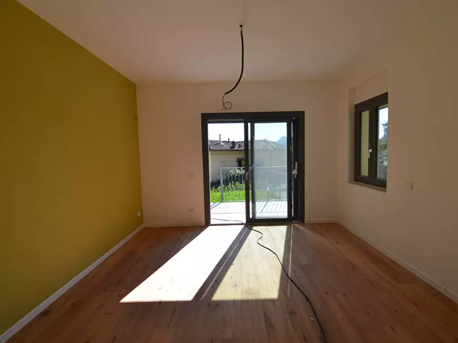 Immagine 2 di Appartamento in vendita  in VIA VALSASSINA a Lecco