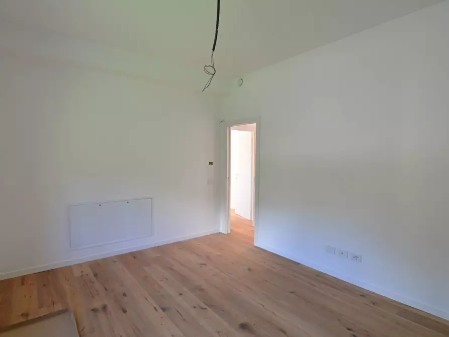 Immagine 13 di Appartamento in vendita  in VIA VALSASSINA a Lecco