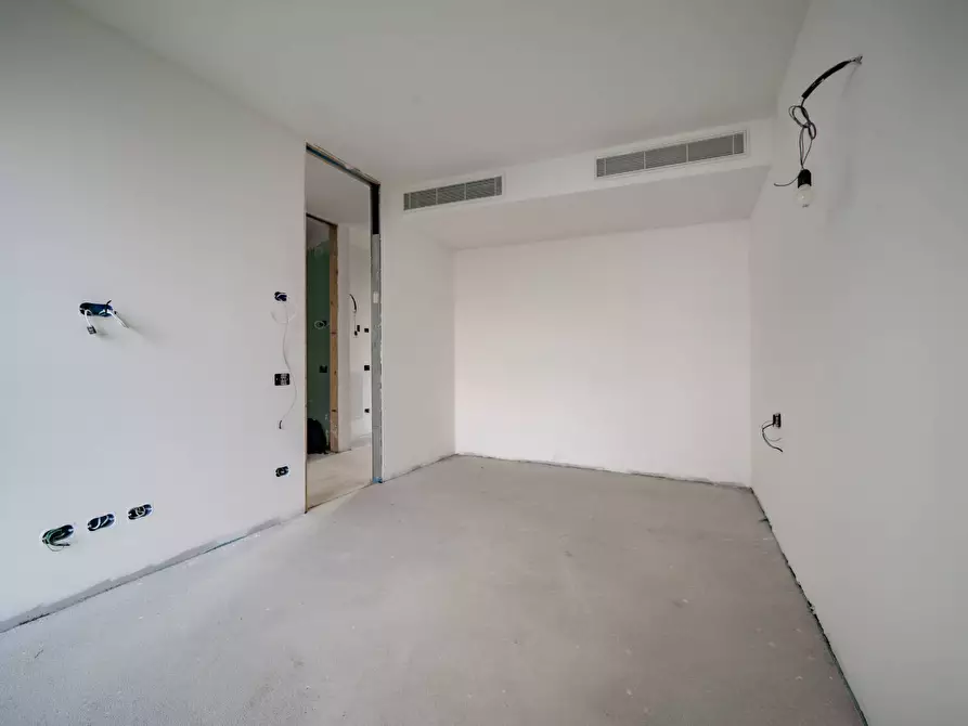 Immagine 19 di Villa in vendita  in viale Penati a Malgrate