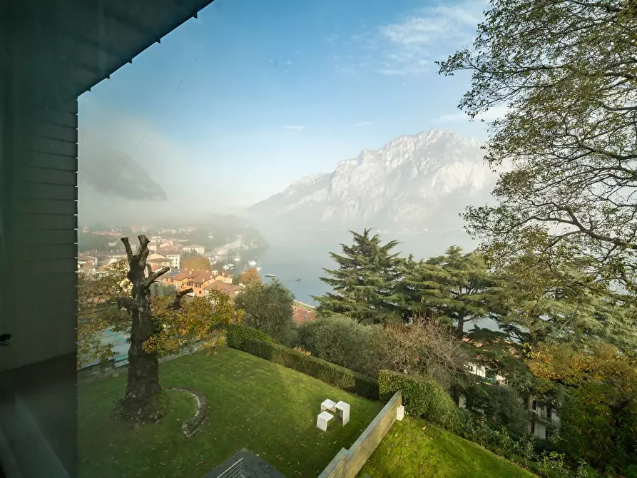 Immagine 26 di Villa in vendita  in viale Penati a Malgrate