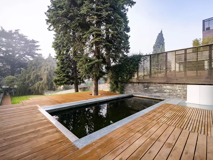 Immagine 6 di Villa in vendita  in viale Penati a Malgrate