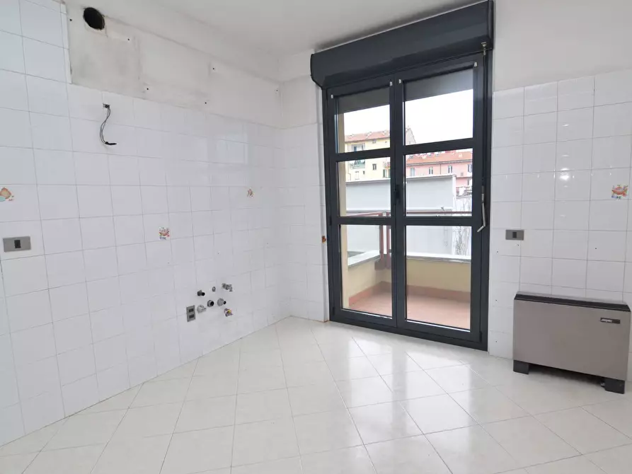 Immagine 6 di Appartamento in vendita  in VIA DELL'ISOLA a Lecco