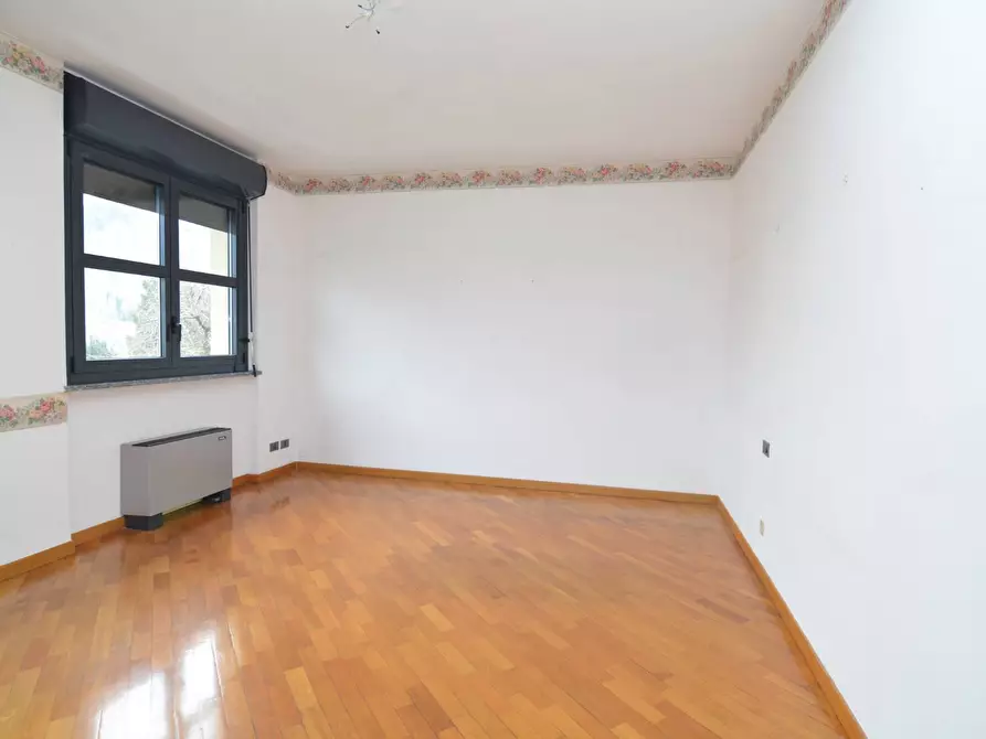 Immagine 14 di Appartamento in vendita  in VIA DELL'ISOLA a Lecco