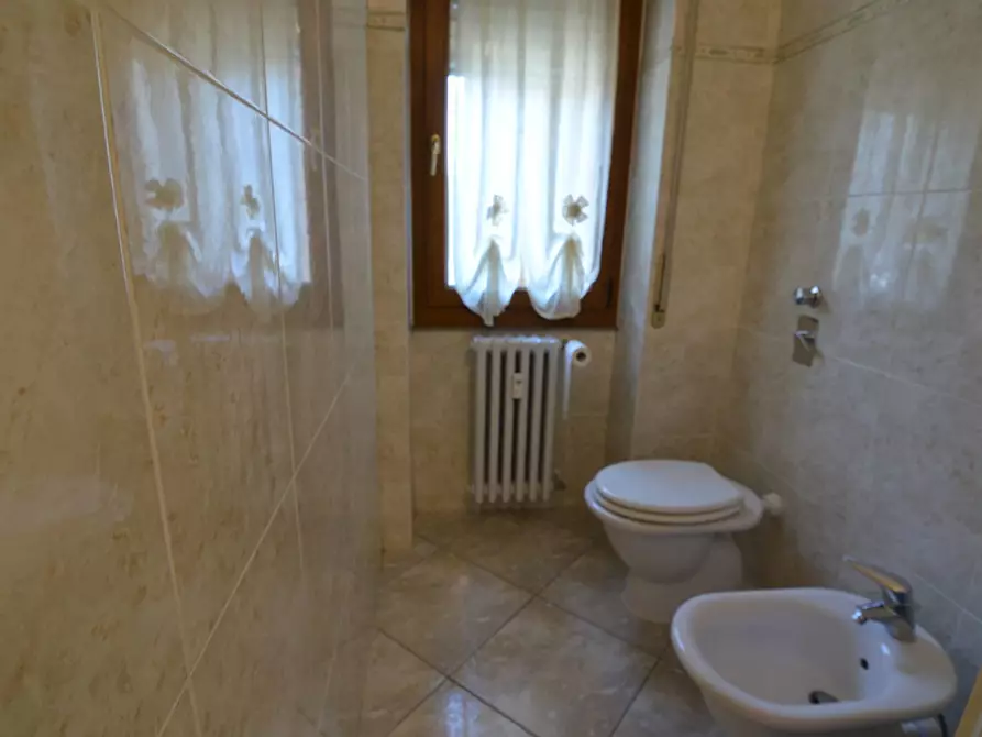 Immagine 24 di Appartamento in vendita  in VIA SPIROLA a Lecco