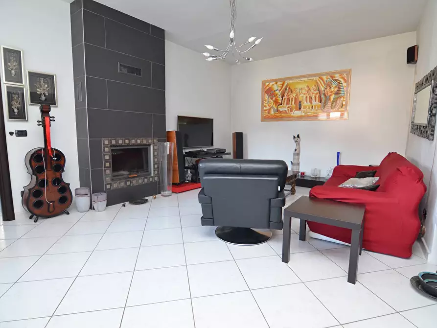 Immagine 12 di Casa indipendente in vendita  in VIA PERLINO a Colico