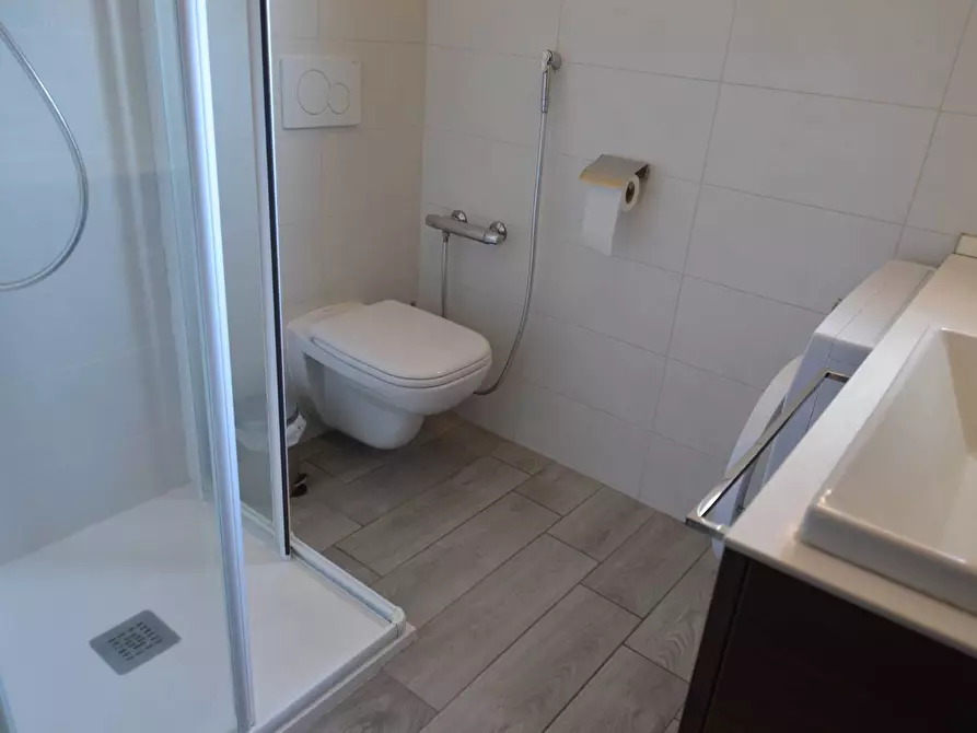 Immagine 28 di Appartamento in vendita  in VIA PERLINO a Colico