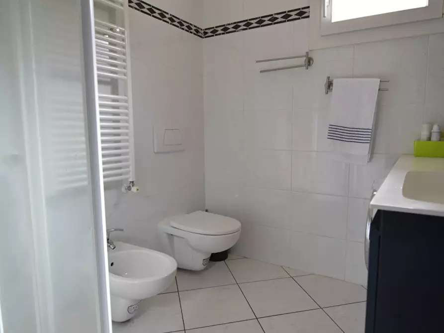 Immagine 24 di Appartamento in vendita  in VIA PERLINO a Colico