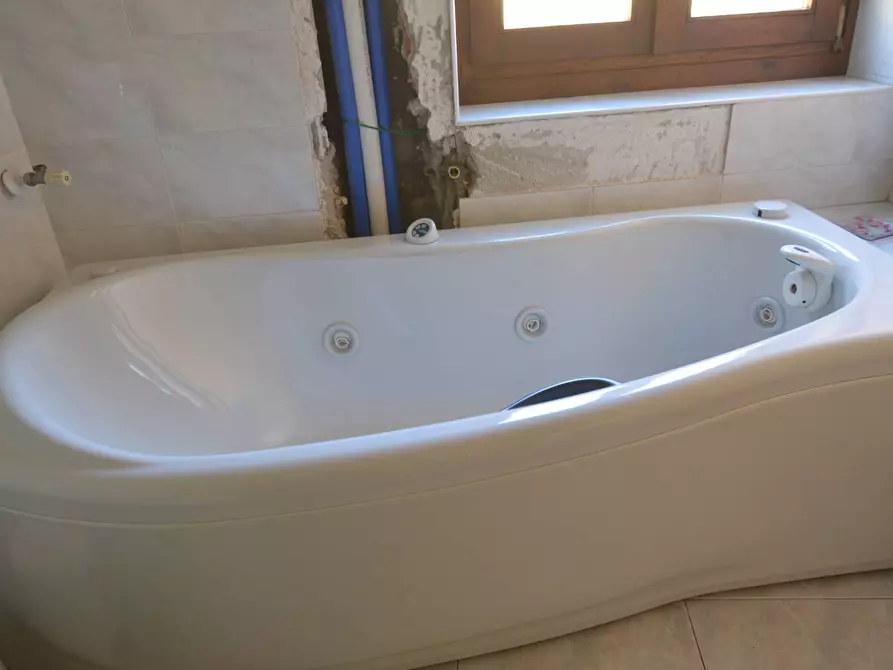 Immagine 25 di Appartamento in vendita  in VIA PERLINO a Colico