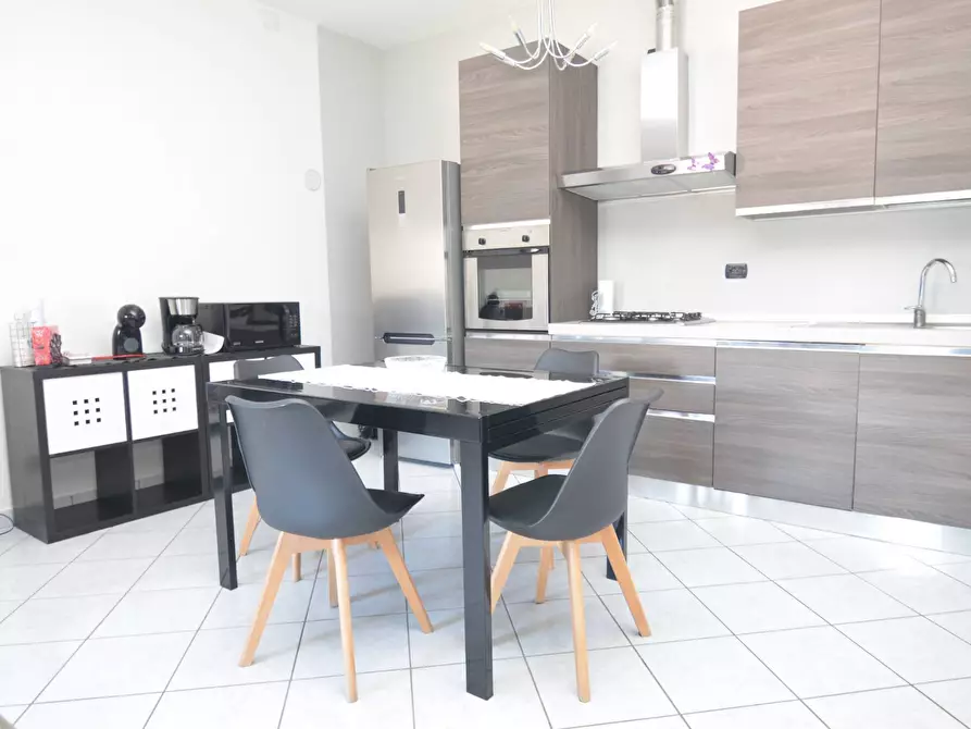 Immagine 8 di Appartamento in vendita  in VIA PERLINO a Colico