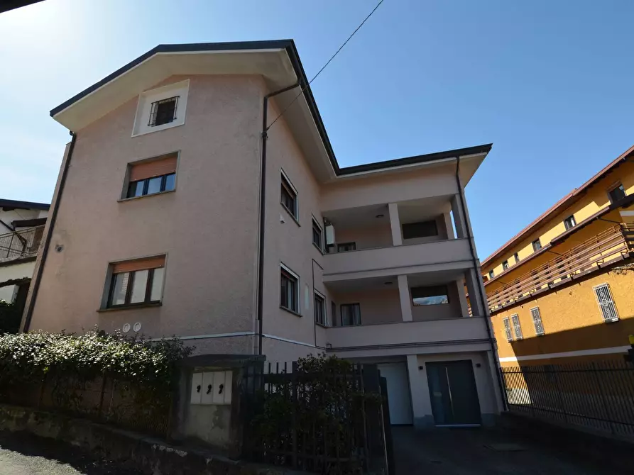 Immagine 17 di Appartamento in vendita  in VIA PERLINO a Colico