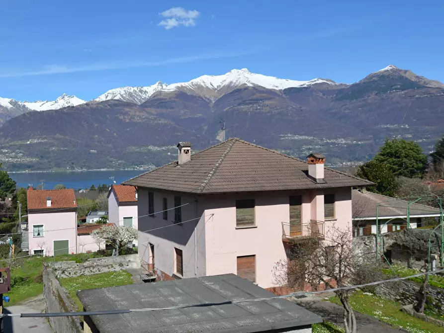 Immagine 21 di Appartamento in vendita  in VIA PERLINO a Colico