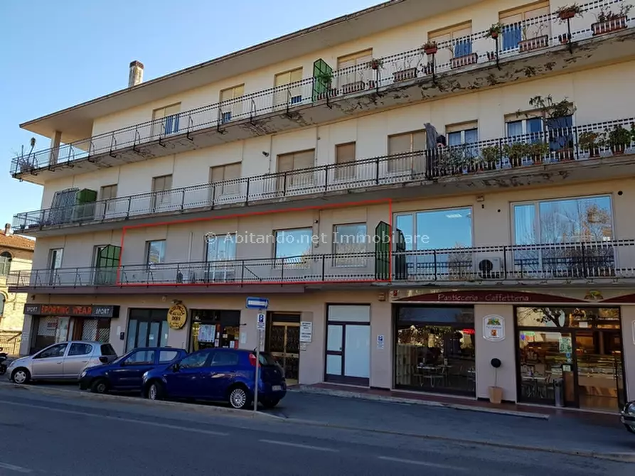 Immagine 2 di Appartamento in vendita  in Viale San Francesco a Penne