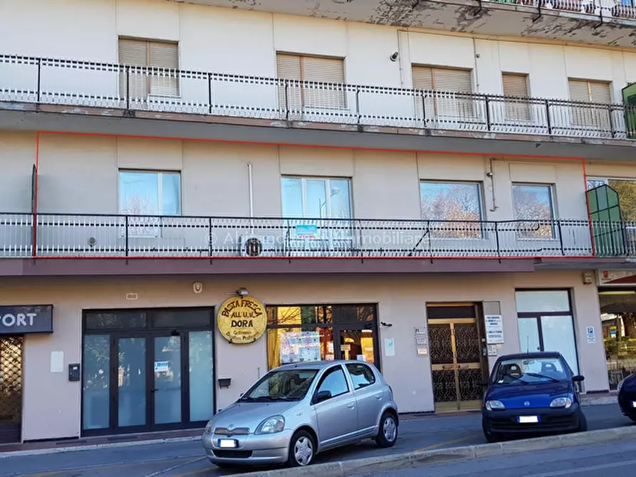 Immagine 4 di Appartamento in vendita  in Viale San Francesco a Penne