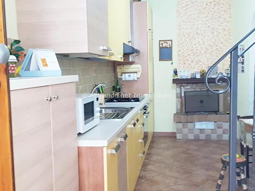 Immagine 3 di Casa indipendente in vendita  in Via Diana a Loreto Aprutino