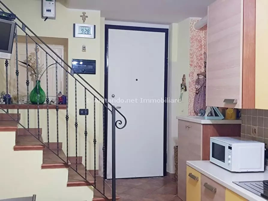 Immagine 5 di Casa indipendente in vendita  in Via Diana a Loreto Aprutino