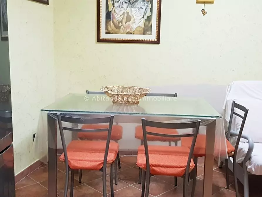 Immagine 12 di Casa indipendente in vendita  in Via Diana a Loreto Aprutino