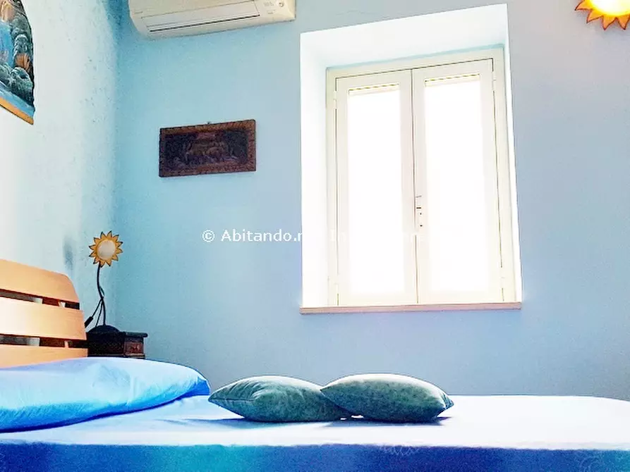 Immagine 15 di Casa indipendente in vendita  in Via Diana a Loreto Aprutino