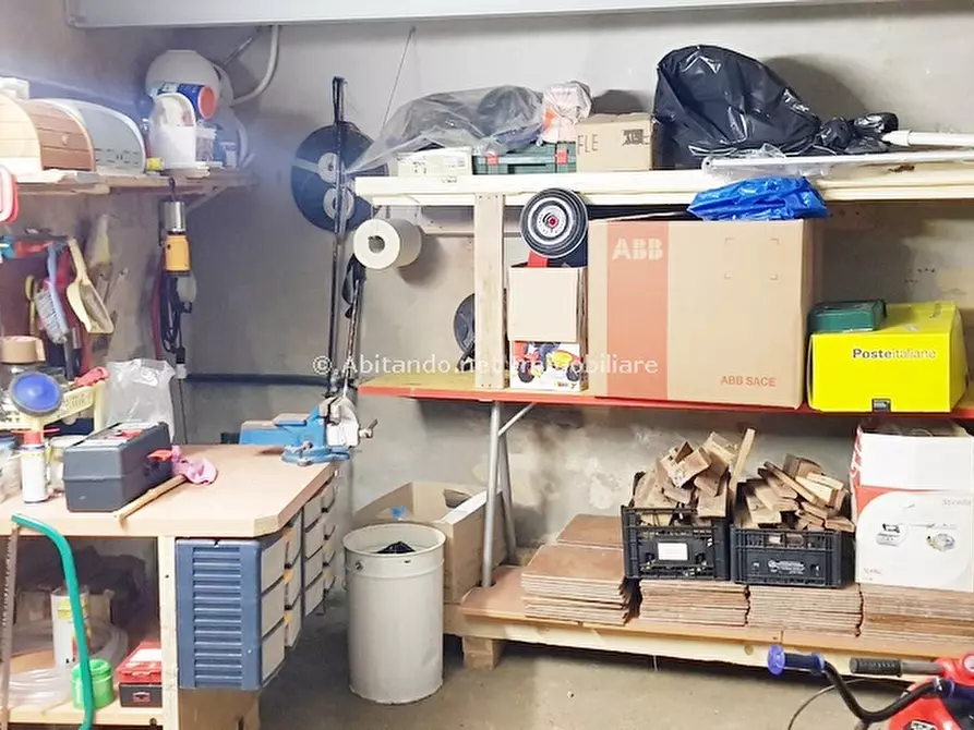 Immagine 23 di Casa indipendente in vendita  in Via Diana a Loreto Aprutino