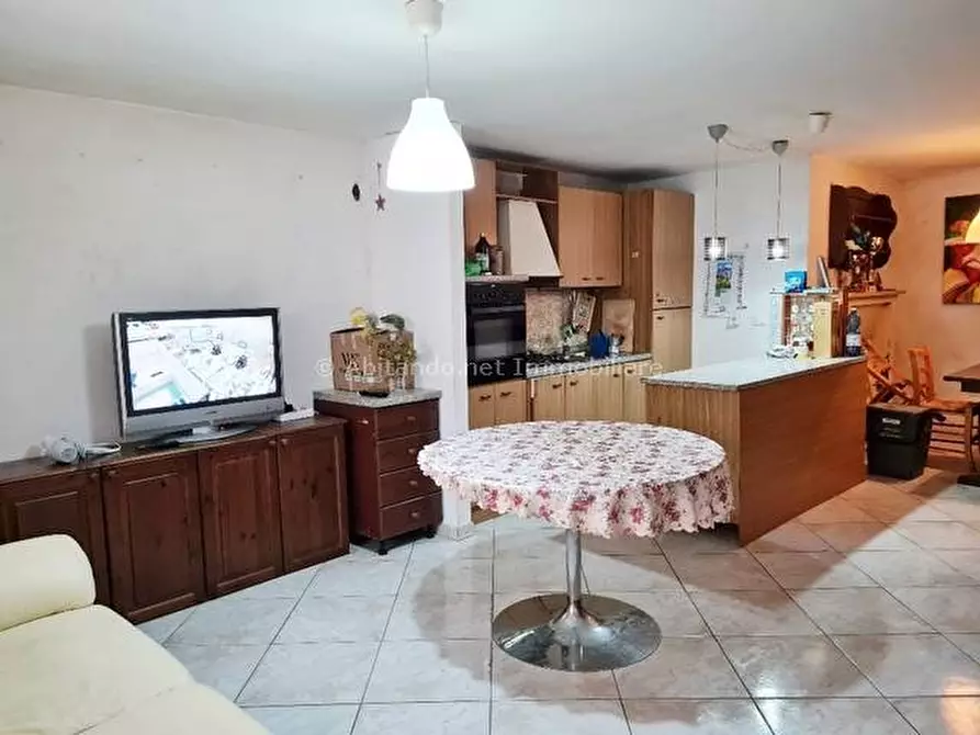 Immagine 6 di Casa indipendente in vendita  in Via Risorgimento a Loreto Aprutino