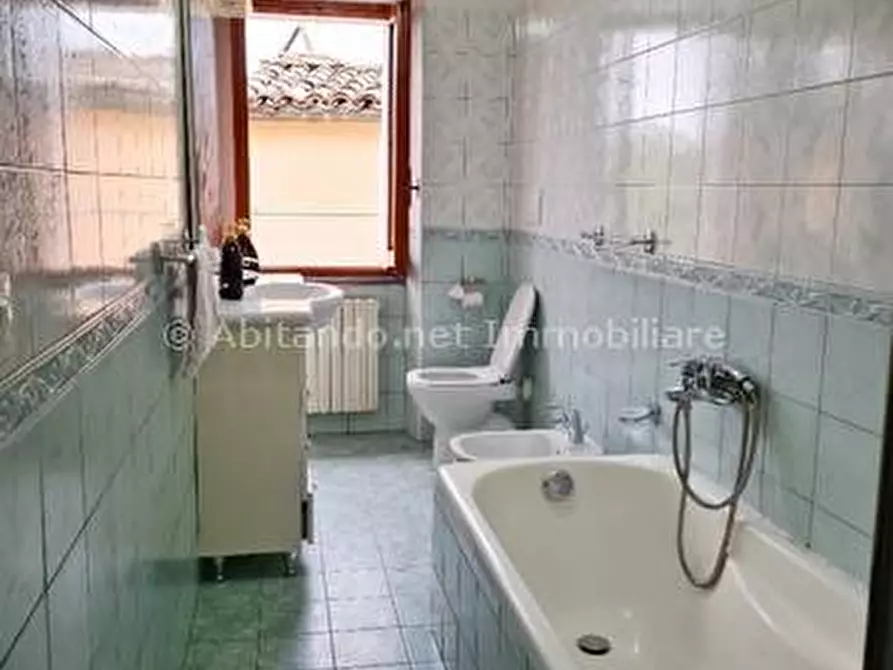 Immagine 14 di Casa indipendente in vendita  in Via Risorgimento a Loreto Aprutino