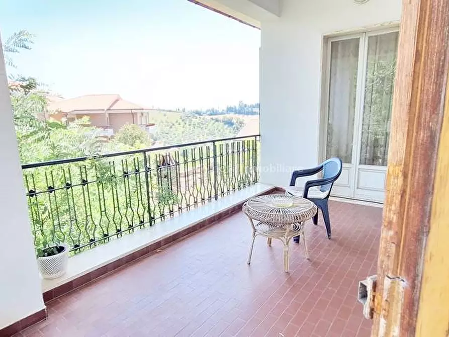 Immagine 22 di Casa bifamiliare in vendita  in Via Verrotti a Penne